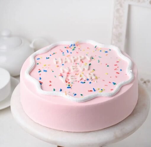 Vanilla New Year Cake – A Bright and Tasty Treat for Your Celebration.